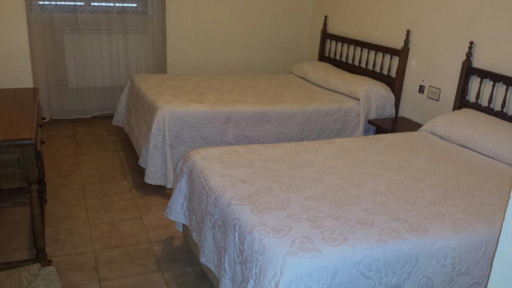 Hostal Botafumeiro Mota del Marques Екстер'єр фото
